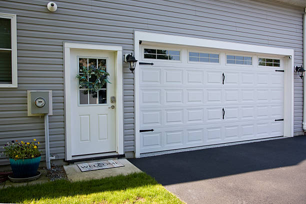 24/7 Emergency Garage Door Roller Replacement experts in Evans County County, GA
